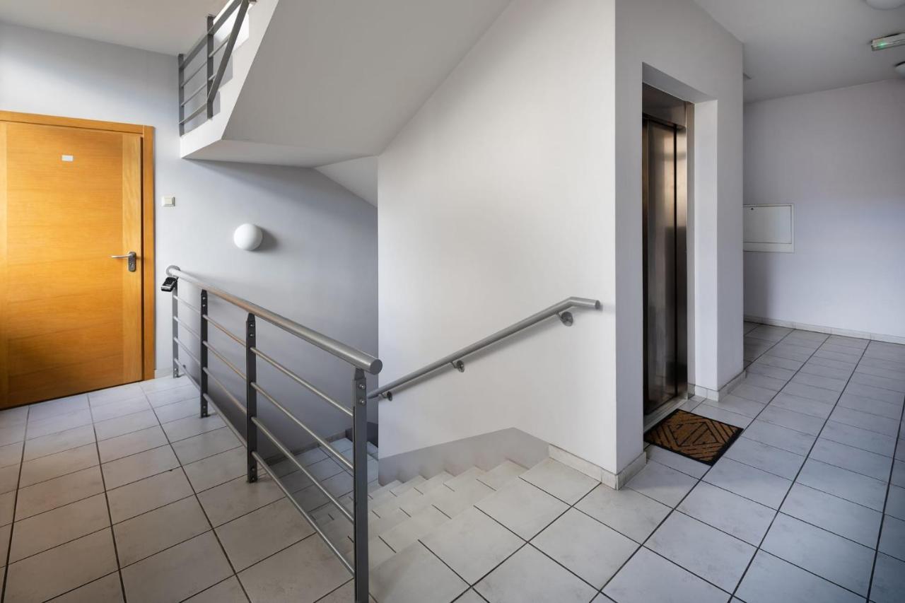 Ziedondarza Park One Bedroom Apartment With Balcony 리가 외부 사진