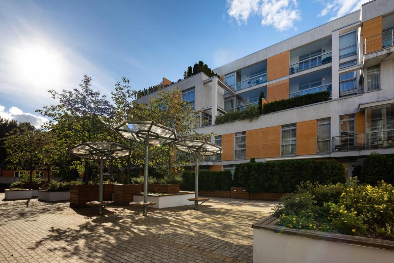 Ziedondarza Park One Bedroom Apartment With Balcony 리가 외부 사진
