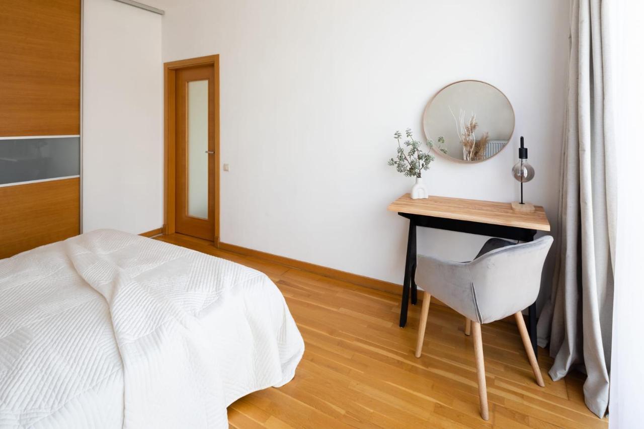 Ziedondarza Park One Bedroom Apartment With Balcony 리가 외부 사진
